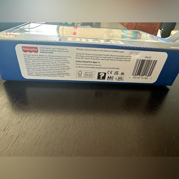 New in Box: Buffalo Bills Fisher Price Little People Collector 2023/2024 set - Picture 8 of 14